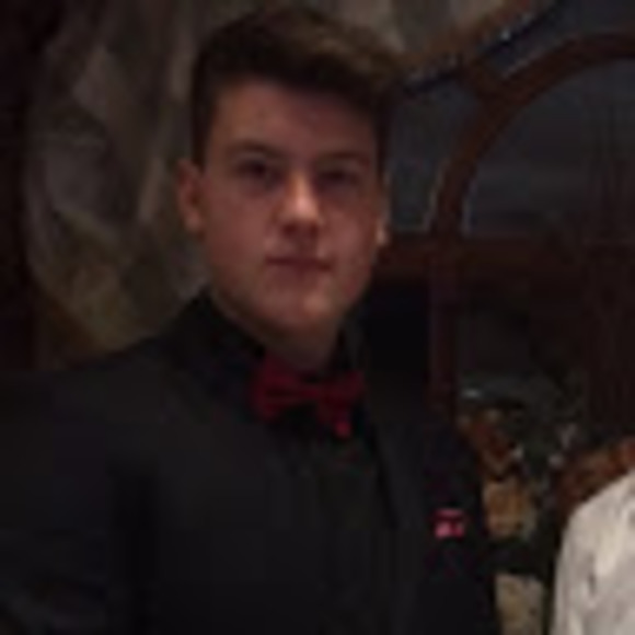 Profile Picture of Aurelio Guarnera (@aurelioguarnera) on Poshmark