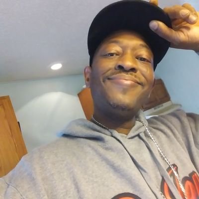 Profile Picture of Joseph Tisdale (@JosephTisdale12) on Twitter