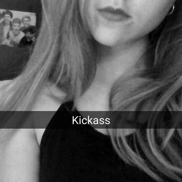 Kelli Volonte - Poshmark Profile Picture of Kelli Volonte (@all_personal) on Poshmark