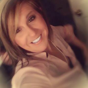 Profile Picture of Deanna Hanks (@hanksx2) on Twitter