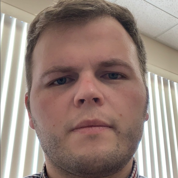 Profile Picture of Brady Schafer (@brady_schafer) on Poshmark
