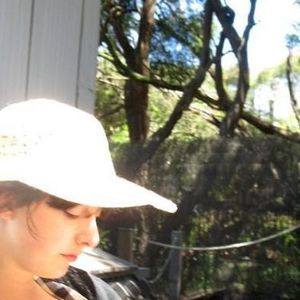 Profile Picture of Lucy Hawkes (@lucylovesthecircus) on Myspace
