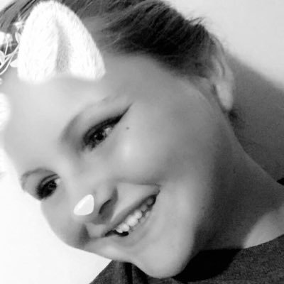 Profile Picture of Chloe Inman (@ChloeInman8) on Twitter