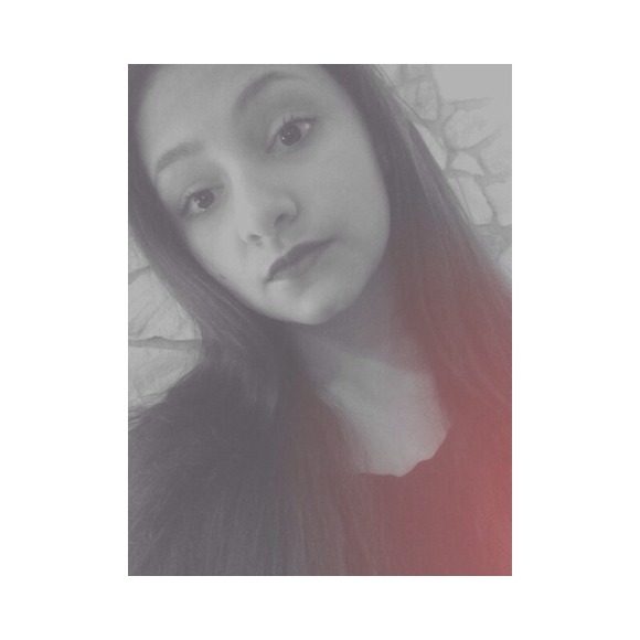 Savanna Sabater - Poshmark Profile Picture of Savanna Sabater (@savxnna) on Poshmark