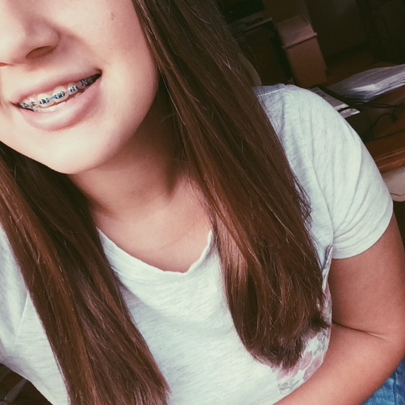 Profile Picture of Julianna Busseno (@julzb114) on Poshmark