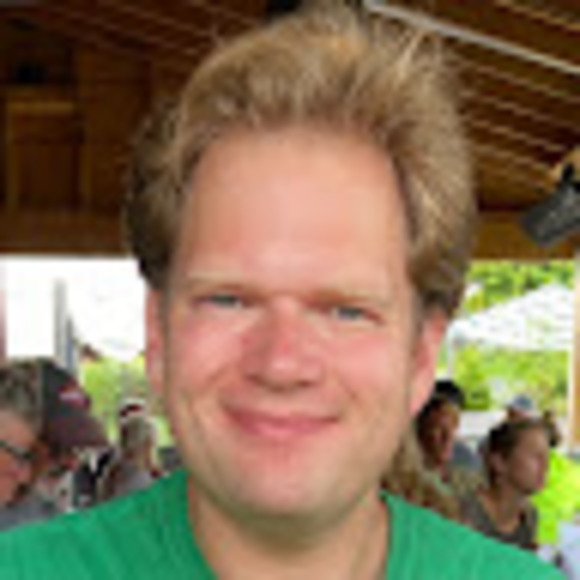 Profile Picture of Stephen Badgley (@badgleys) on Poshmark