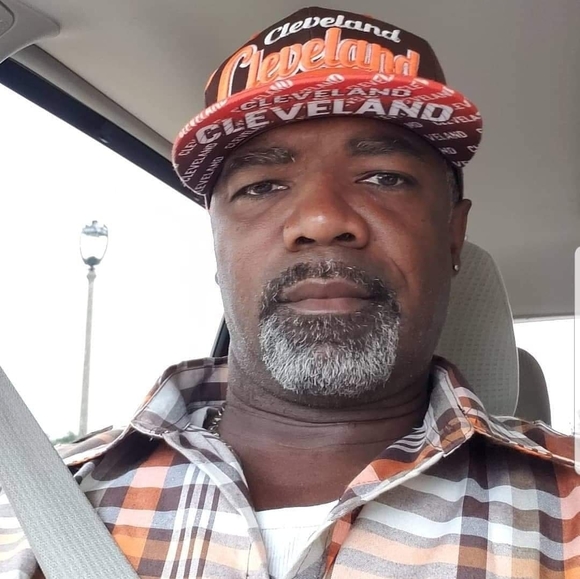 Profile Picture of Pickens Pickens (@dettopickens) on Poshmark