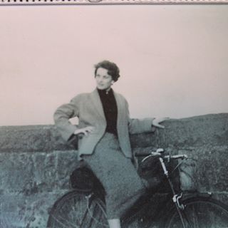 Profile Picture of Elayne Robertson (@elayne.robertson.9) on Facebook