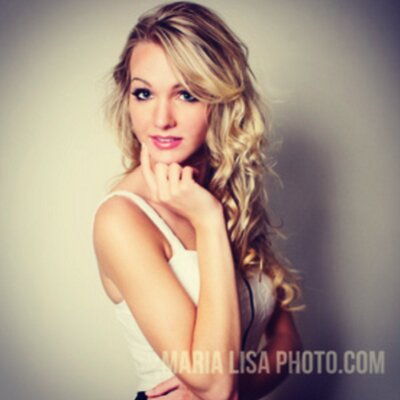 Profile Picture of Danielle Hicks (@daniellececelia) on Twitter