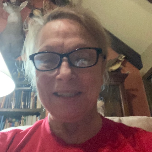 Profile Picture of Nancy Wooten (@namw6264) on Poshmark