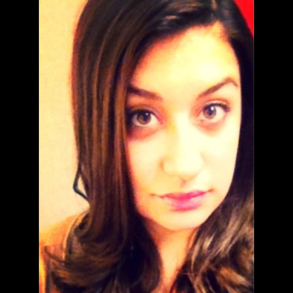 Profile Picture of Yoana Trifonova (@yoana1992) on Poshmark