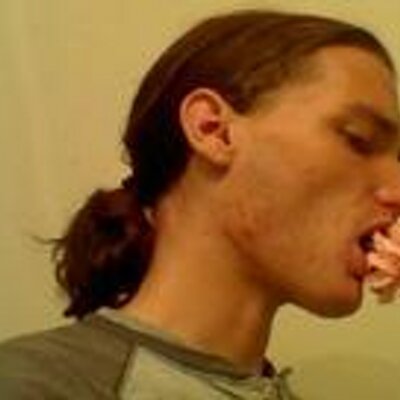 Profile Picture of James Aaron Slayton (@Abejundio) on Twitter