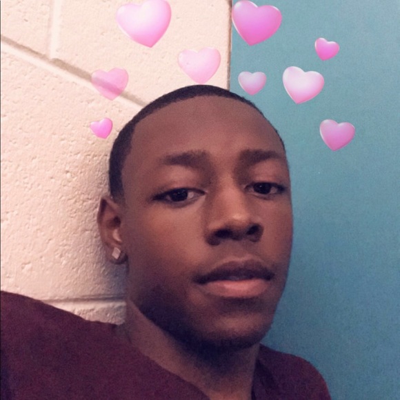 Profile Picture of Javon Daniels (@javond23) on Poshmark