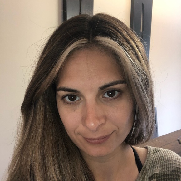 Profile Picture of Erica Greenham (@ericagreenham) on Poshmark