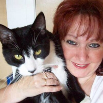 Profile Picture of Suzanne Paradis (@suzanneparadis1) on Twitter