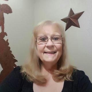 Lorie Luallen (Lorie Spiller ) - Facebook Profile Picture of Lorie Luallen (Lorie Spiller ) (@Lorie-Luallen) on Facebook