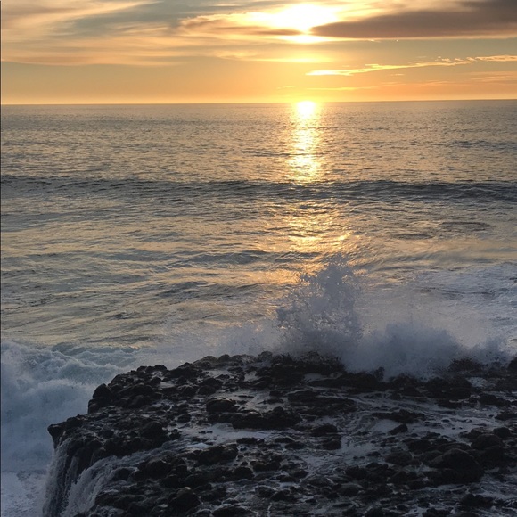 Profile Picture of Veronica Schummer (@plus4less) on Poshmark