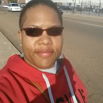 Profile Picture of Michelle Murrell (@pacckypac2008) on Twitter