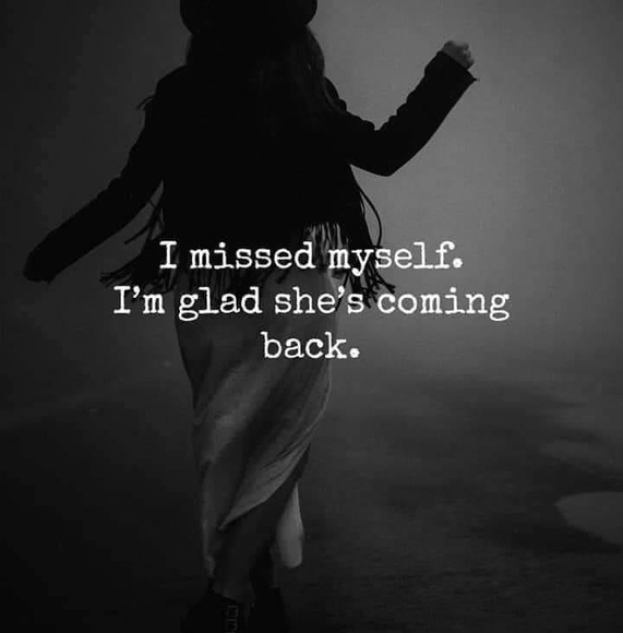 Profile Picture of Summer Chimes (@summerchimes) on Poshmark