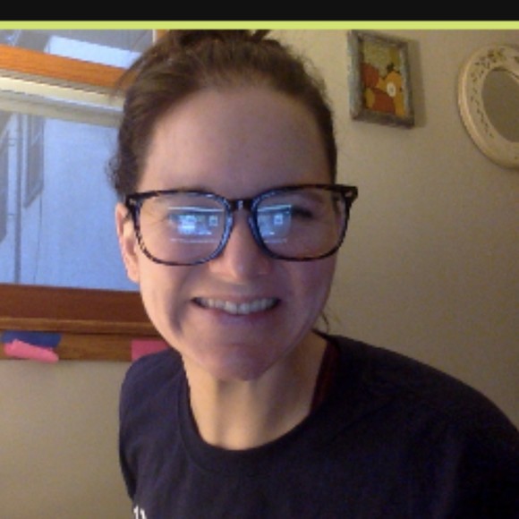 Profile Picture of Malory Manderfield (@m_manderfield) on Poshmark