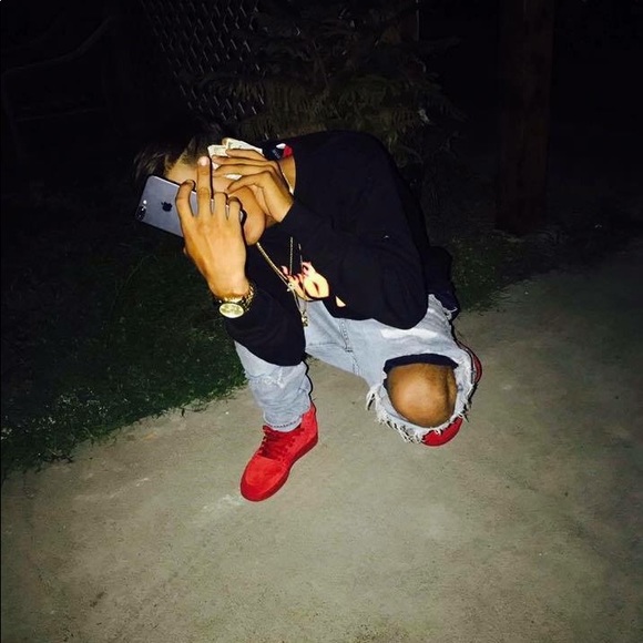 Profile Picture of Julian Tovar (@tovarjulian23) on Poshmark