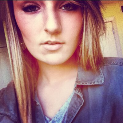 Profile Picture of Emily Shirley (@emilydenise__22) on Twitter