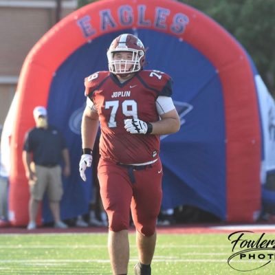 Profile Picture of Alex Curry (@AlexCurry2424) on Twitter