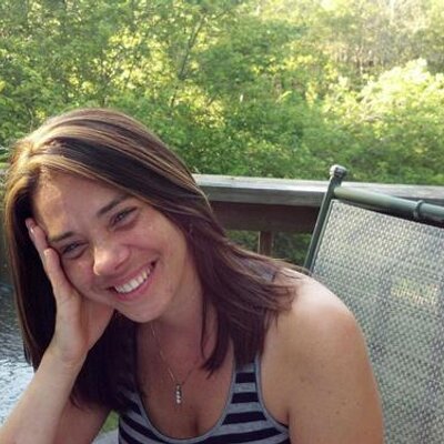 Profile Picture of Renee Dowd (@44pisces) on Twitter