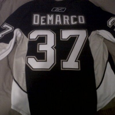 Profile Picture of Dominic DeMarco (@DippinDoms) on Twitter