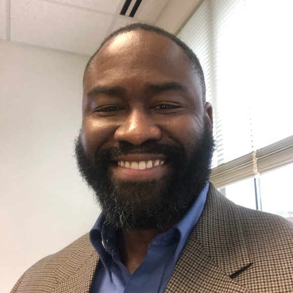 Profile Picture of Charles Lundy (@clundy75) on Poshmark