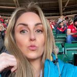 Profile Picture of Laura Lovett 🌍🐠 (@lalabean81) on Instagram