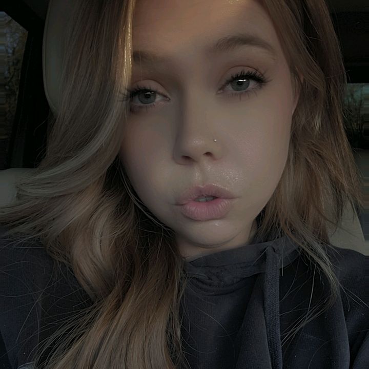 Profile Picture of Tiffany (@skullpinup) on Tiktok