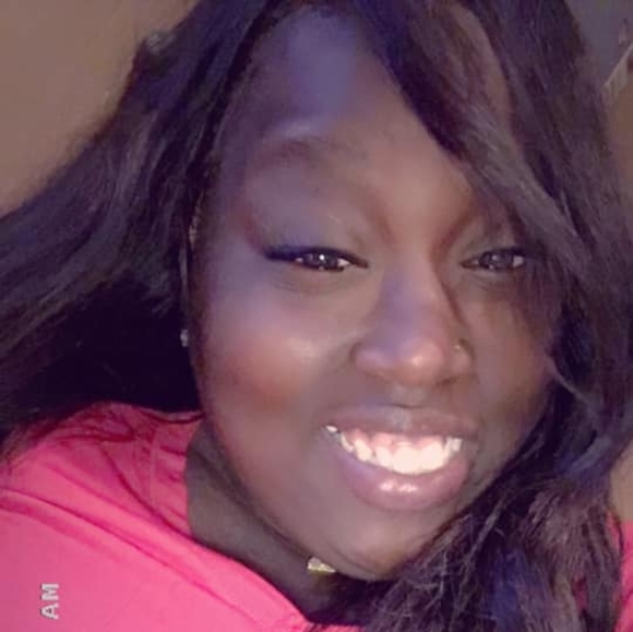 Profile Picture of Monique Epps (@monaj0217) on Poshmark