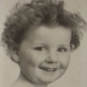 Profile Picture of Raymond Le Vieux Piston (@levieuxpiston) on Pinterest