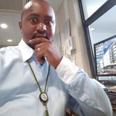 Profile Picture of Songezo Mvandaba (@MvandabaSongezo) on Twitter