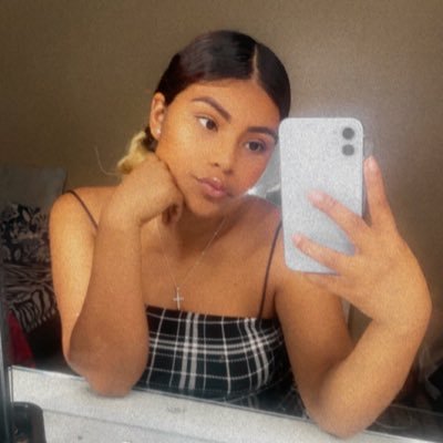 Profile Picture of Rosa Castaneda (@rosssa__00) on Twitter