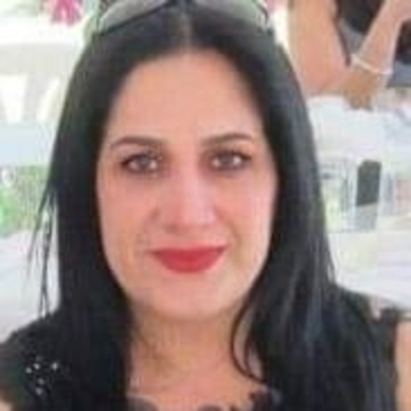 Profile Picture of Rosette Mourad (@rosettemourad) on Poshmark