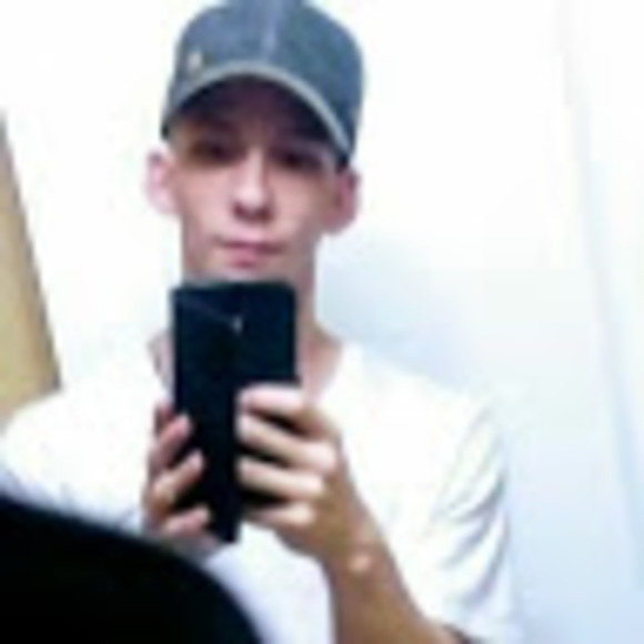 Profile Picture of James Stempien (@alwaysstemps) on Poshmark