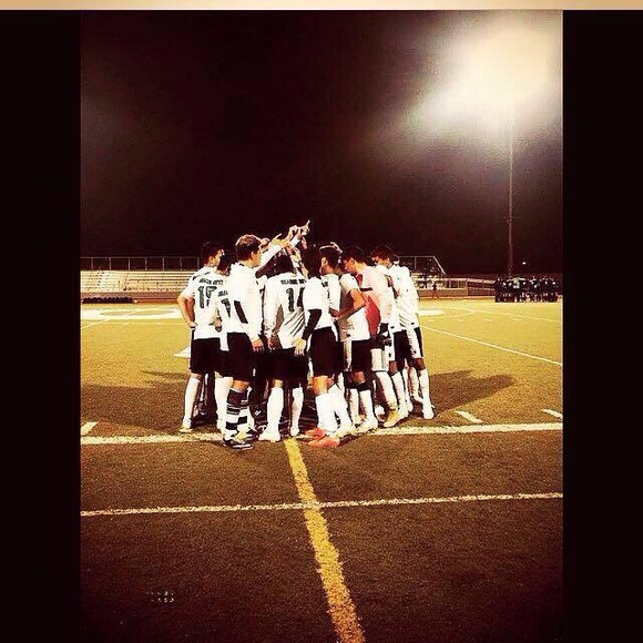 Profile Picture of Jonathan Corrales (@_jonathan_) on Poshmark