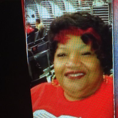 Profile Picture of Pearline S. Moore (@4pearline) on Twitter