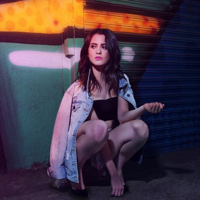 Profile Picture of Laura Marano (@lauramarano) on Twitter