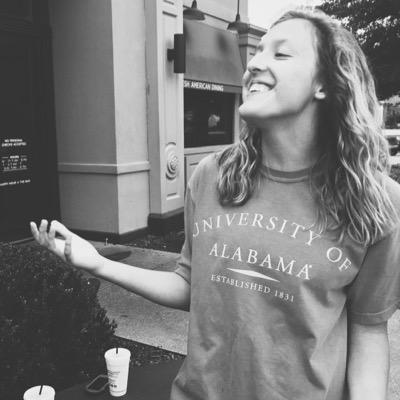 Profile Picture of Delaney Howell (@how_to_del) on Twitter