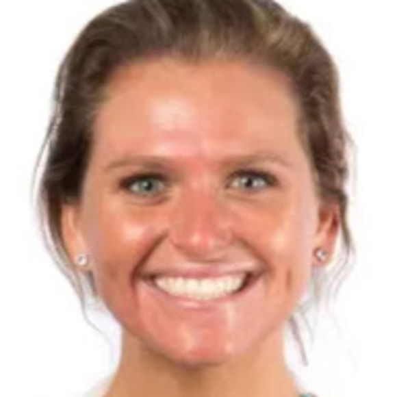 Profile Picture of Amy Samenuk (@aas61380) on Poshmark