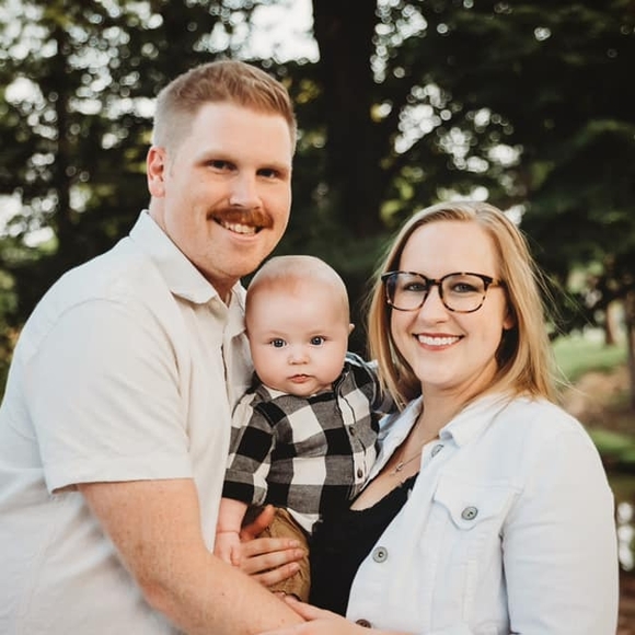 Profile Picture of Leah Coyle (@leah_coyle) on Poshmark