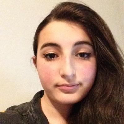 Profile Picture of Phebe Samiljan (@theanimthings) on Twitter