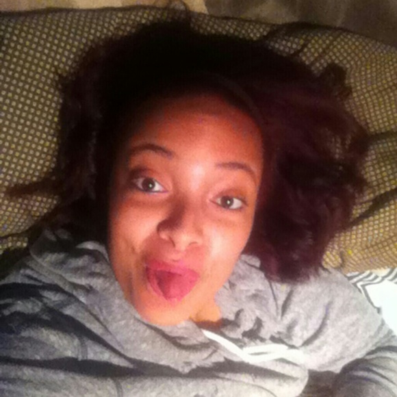 Profile Picture of Raven Stephens (@ravenx0) on Poshmark