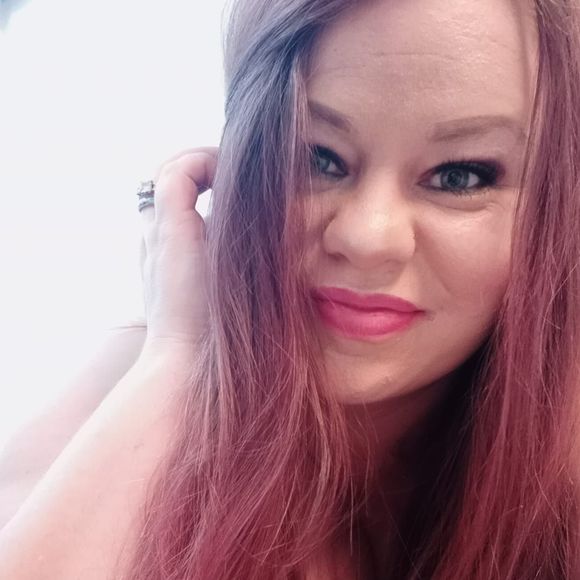 Jillian Mckeeman - Poshmark Profile Picture of Jillian Mckeeman (@jillianmckeeman) on Poshmark