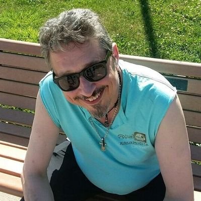 Profile Picture of David Lamoreux (@DavidLamoreux) on Twitter