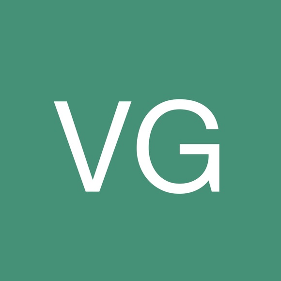 Profile Picture of Victor Gromoff (@victorgromoff) on Poshmark