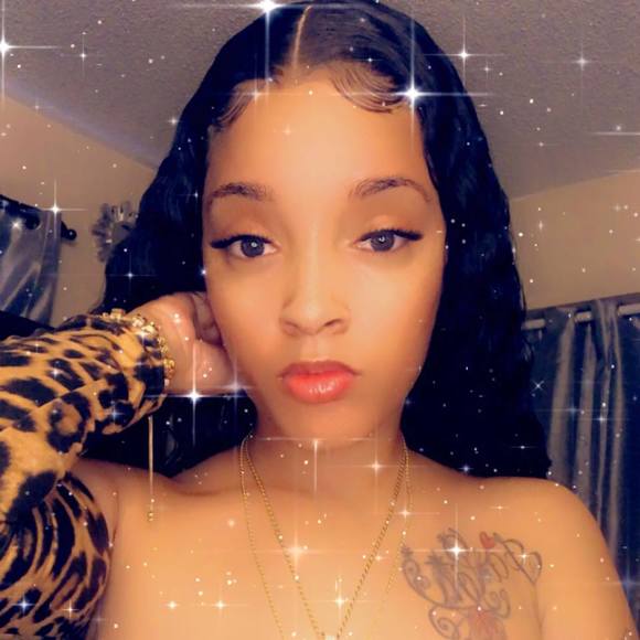 Profile Picture of Lala Britten (@lalab28) on Poshmark